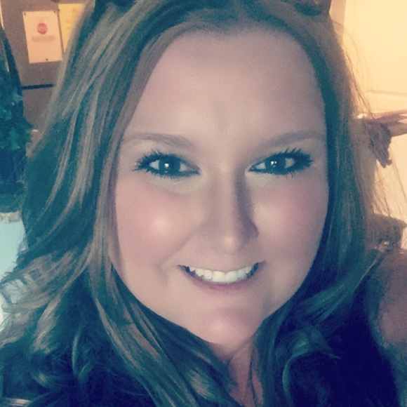 Meet your Posher, Seneca - Picture 1 of 2